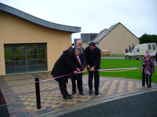 Inauguration de la nouvelle mairie de Lavardin le 28 novembre 2009.