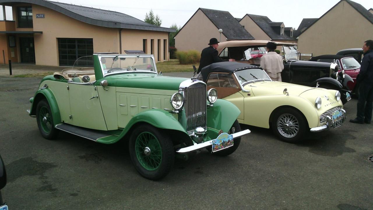 rassemblement voitures anciennesE